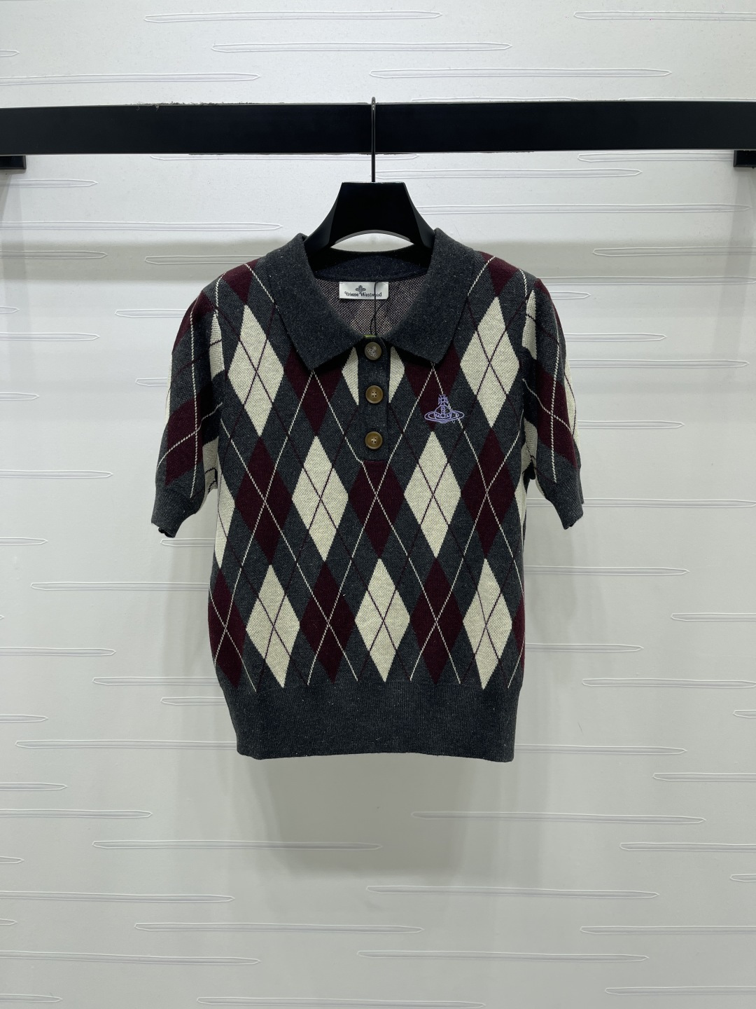 Women's short sleeves